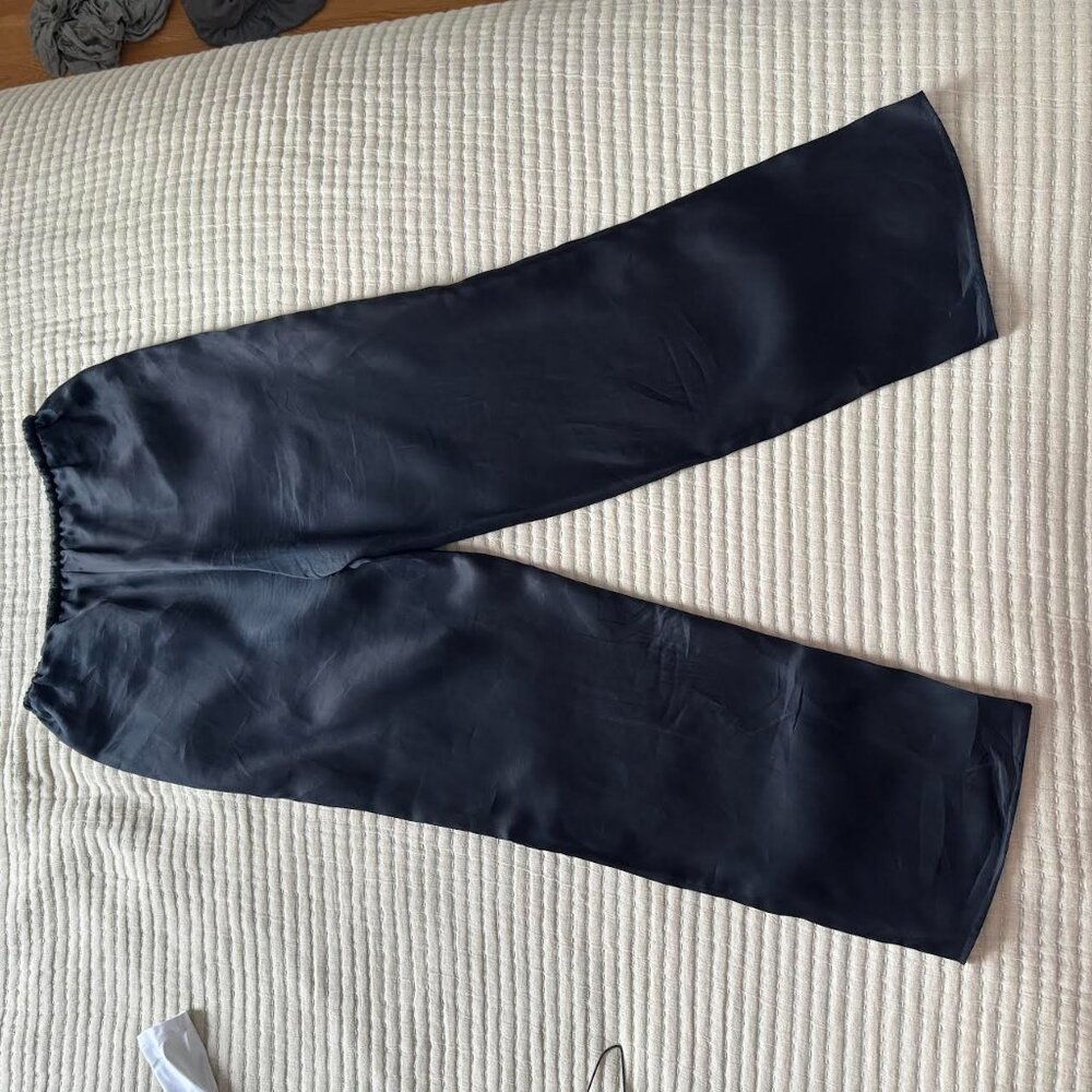 NO LONGER AVAILABLE TOTEME Silk Organza Slacks, Navy, Size 36 - Picture 4 of 8